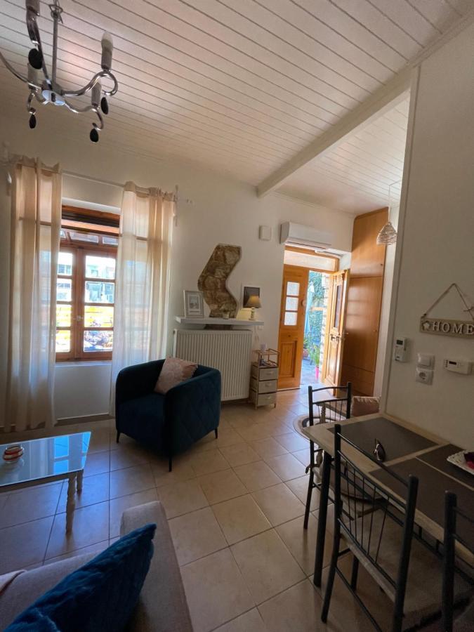 Giannoulis House Apartment เปรเวซา ภายนอก รูปภาพ